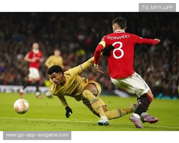 曼联莱万关键绝杀点燃球迷激情