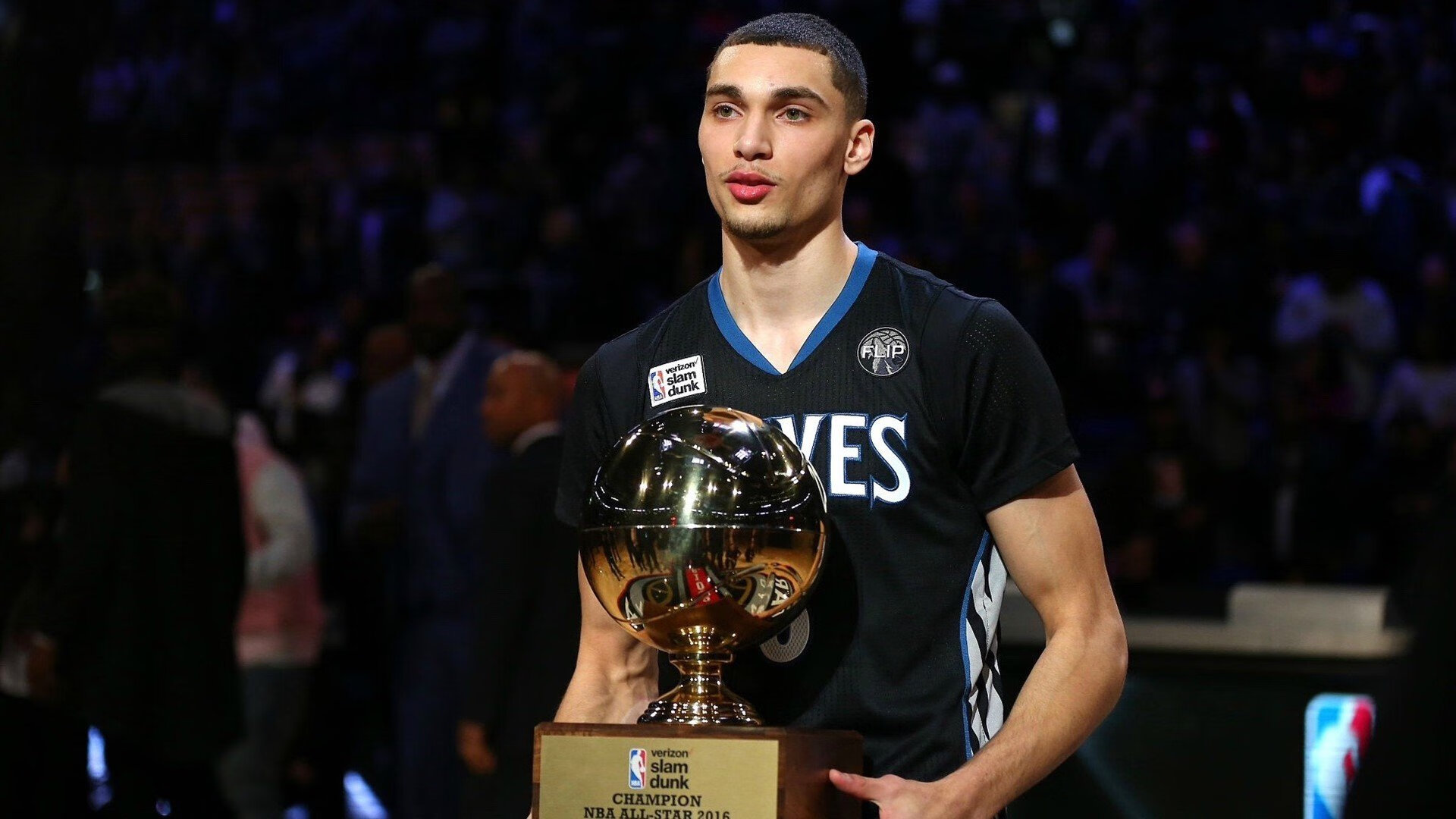 _骑士队核心爆发，三双引领全场_，骑士队怎么样