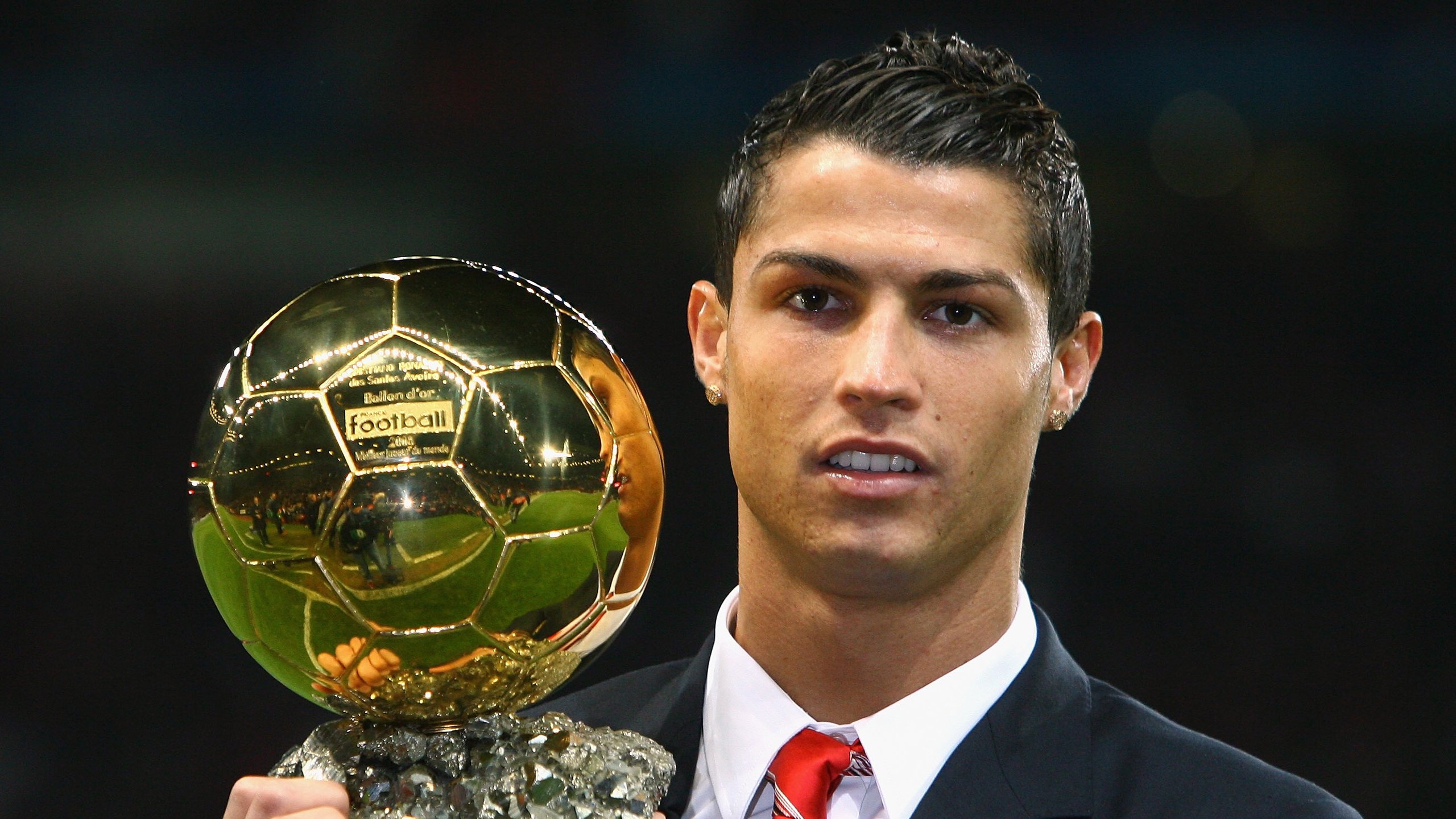 “青训营地举办技术大赛，发现潜力新星”，青训基地